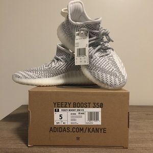 NWT Yeezy Boost 350 V2 Static - EF2905, Size 5